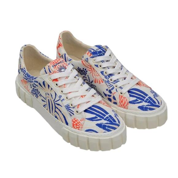 Farm Rio Graphic Lace Up Low Top Platform Sneakers Size 7.5 NWT $220 MSRP - Picture 1 of 10